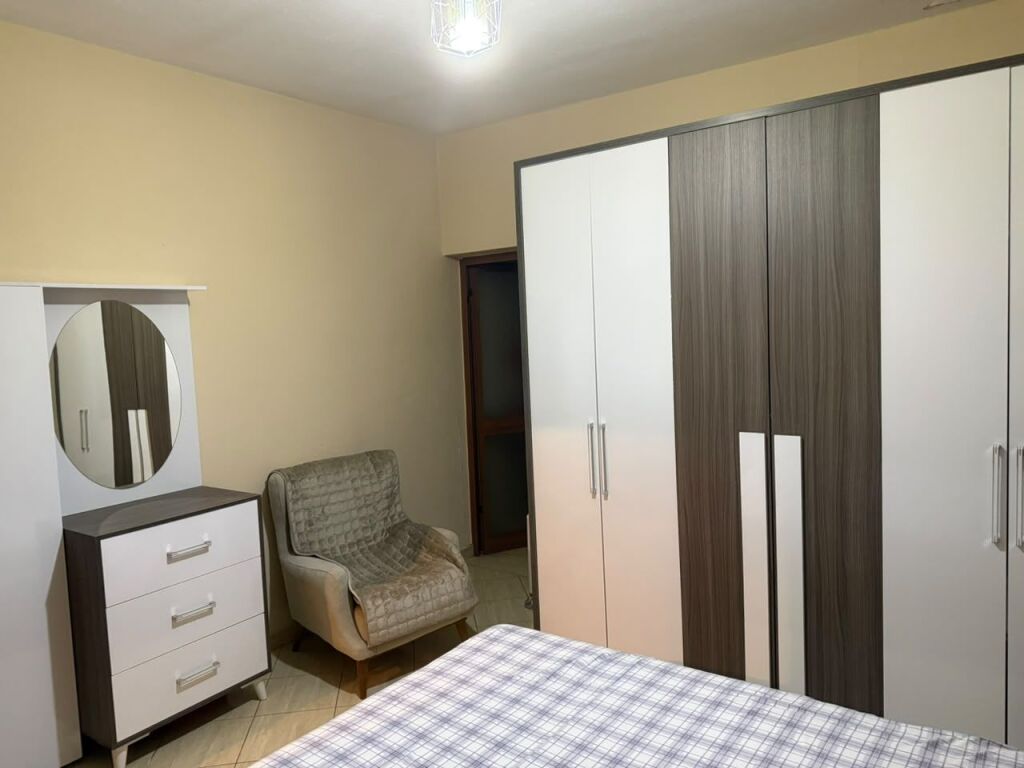 Apartament 2+1 per qira