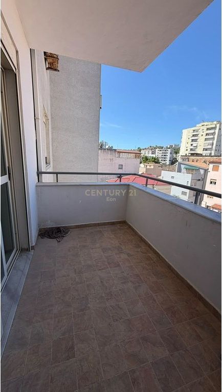 SHITET APARTAMENT 2+1+2 NE BULEVARD!