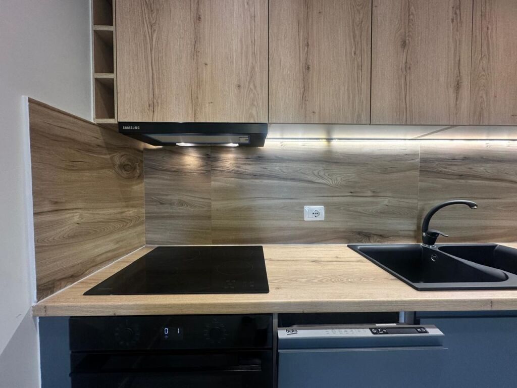Apartament modern për qira afatgjatë Vlorë
