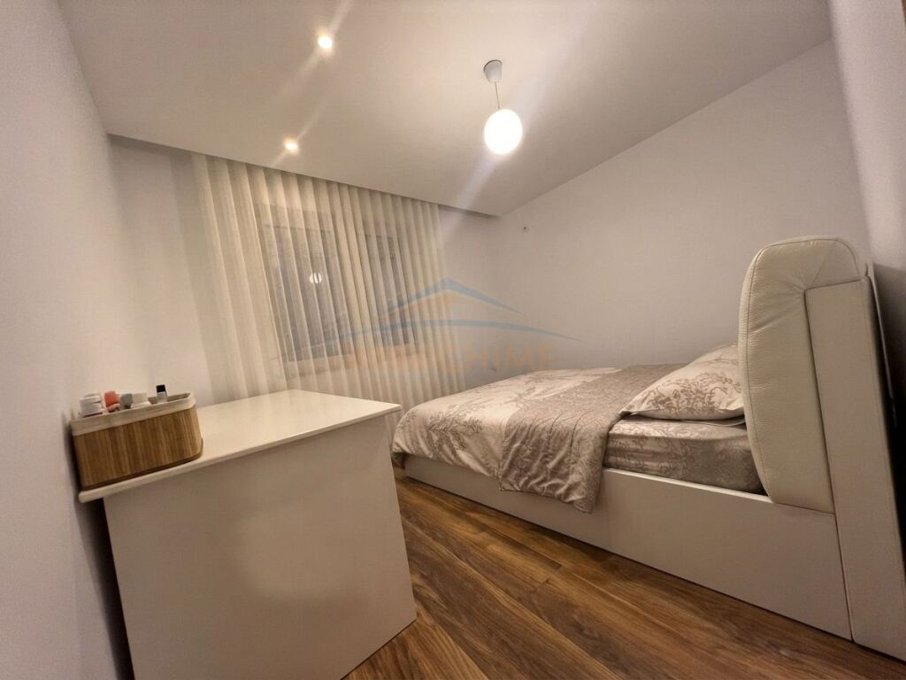 Qera, Apartament 2+1, Liqeni i Thatë