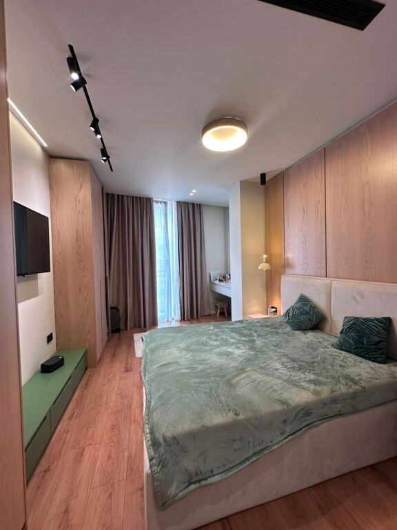 Jepet apartament 1+1 me qira tek Rezidenca Golden Tower , Rruga Mine Peza , Rruga e Durresit , Zogu i Zi .