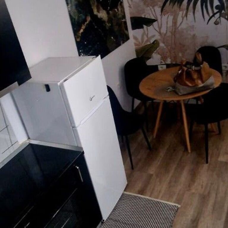 🏡 JEPET ME QIRA DUPLEX – RRUGA E BARRIKADAVE 📍