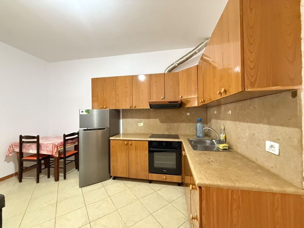 LONG-TERM RENTAL APARTMENT – PORT AREA, VLORË