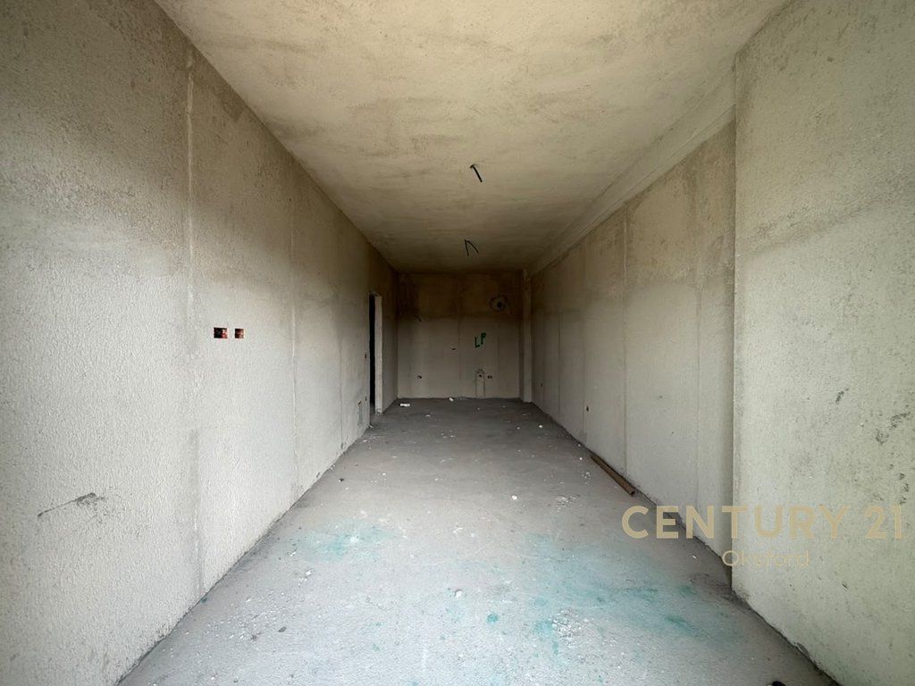 SHESIM APARTAMENT 1+1,TEK ISH FUSHA E AVIACIONIT! 122,880 €
