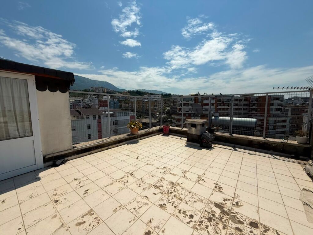 Appartamento 2+1+2+POSTO AUTO IN VENDITA- Fresk, Tirana- 220.000€