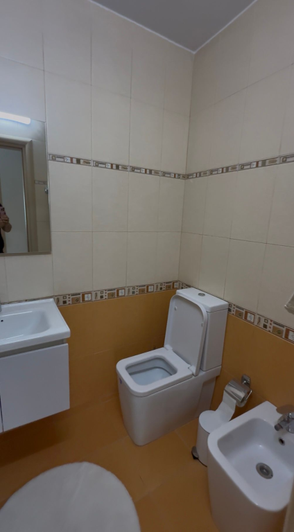 Affittasi appartamento 2+1, in Via dei Kosovari