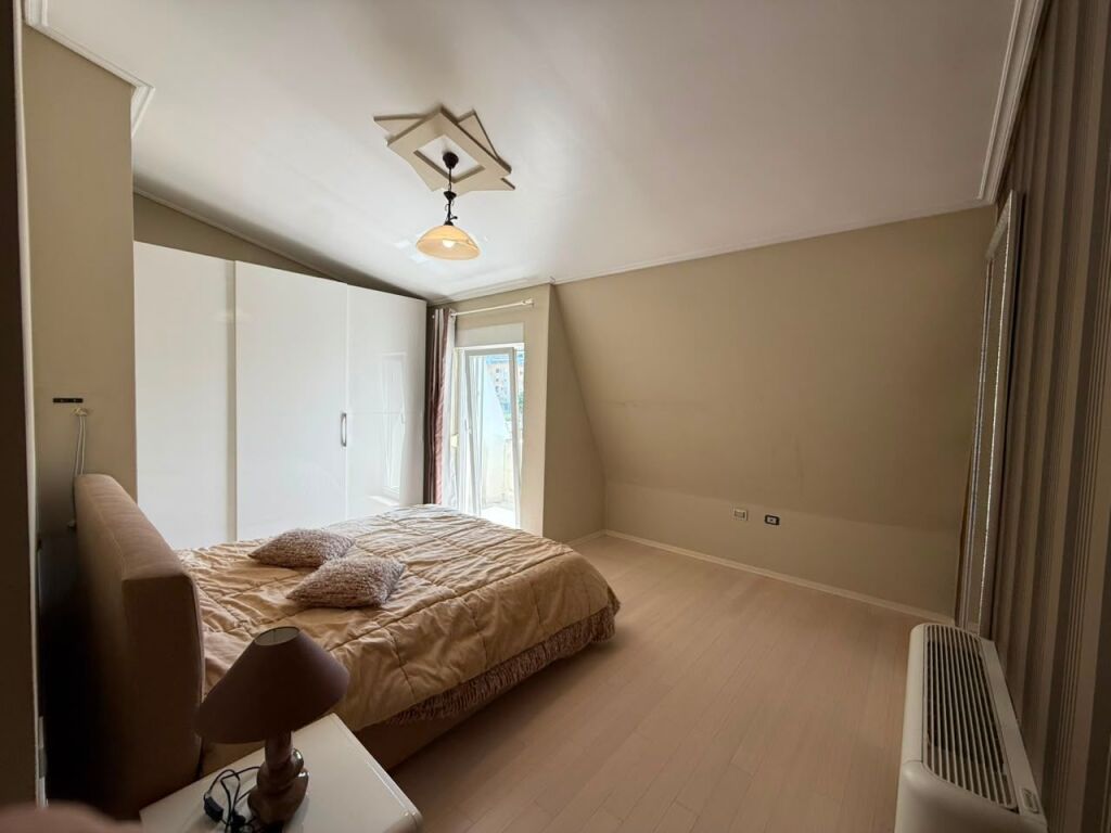 Appartamento 2+1+2+POSTO AUTO IN VENDITA- Fresk, Tirana- 220.000€
