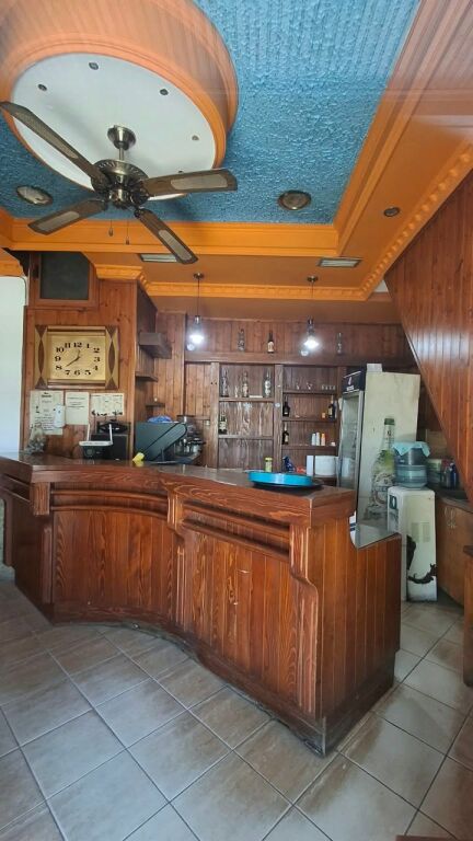 BAR-CAFFÈ IN AFFITTO – VICINO ALLO STADIO, DURRËS!
