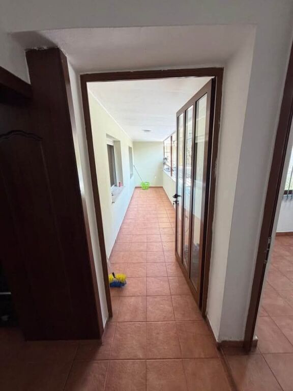 APPARTAMENTO IN AFFITTO 3+1+2 (per 6-8 studenti) - DON BOSKO, TIRANA