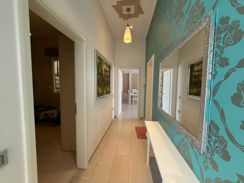 Appartamento 2+1+2+POSTO AUTO IN VENDITA- Fresk, Tirana- 220.000€