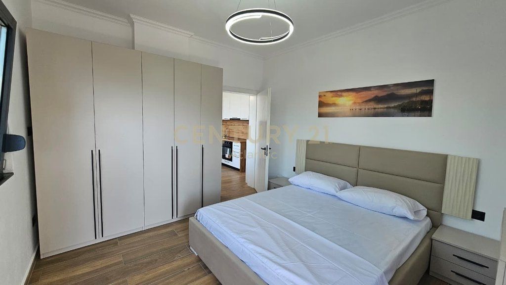 SHITET SUPER APARTAMENT 1+1 VIJE E 3 ME DETIN ,NE PLAZH ILIRIA!