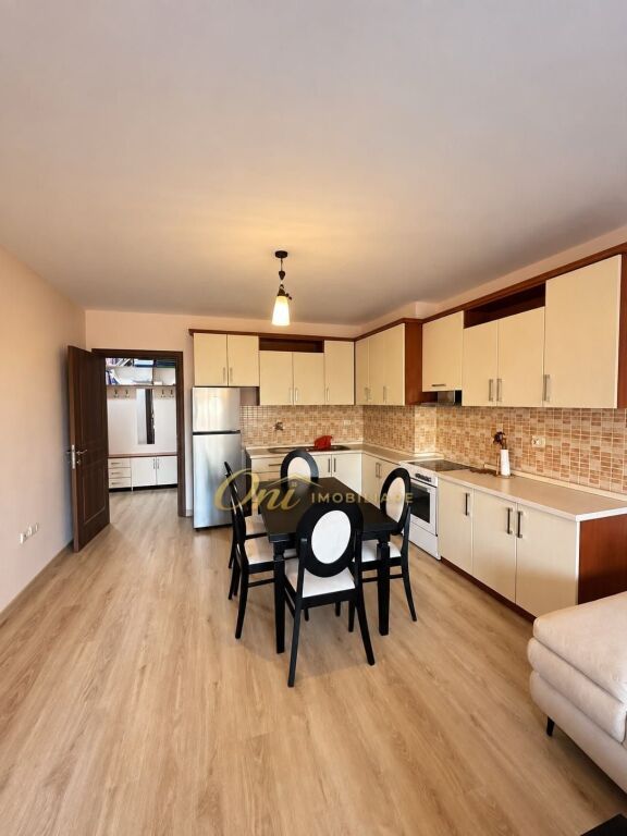 ALI DEMI APARTAMENT PER QERA 1+1