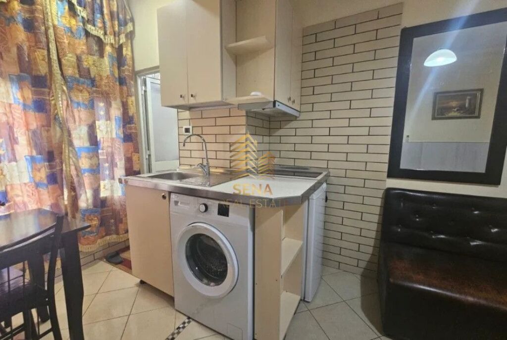Qira, Garsoniere, Siri Kodra,  36.000 Leke/muaj