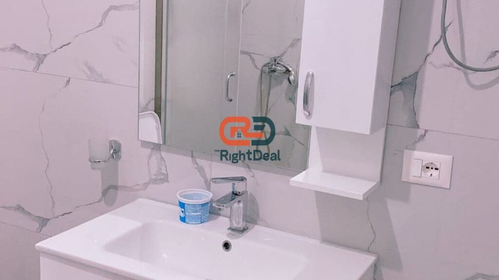 Tek Kthesa E Kamzes, Jepet Me Qira Apartament 2+1, I Investuar Totalisht !!!