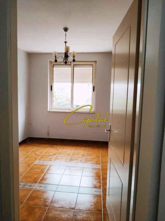 APARTAMENT ME QIRA 1+1 21 DHJETORI 46.000 LEKE