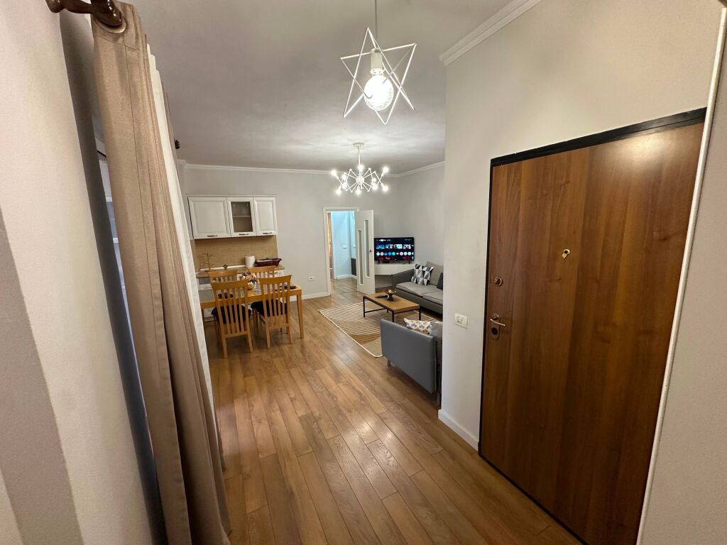 Qera, Apartament 2+1, Fakultetit Ekonomik
