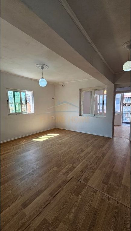 Shitet, Apartament 2+1, Spitali, Durrës 105,000 €    9,800,000 Lekë
