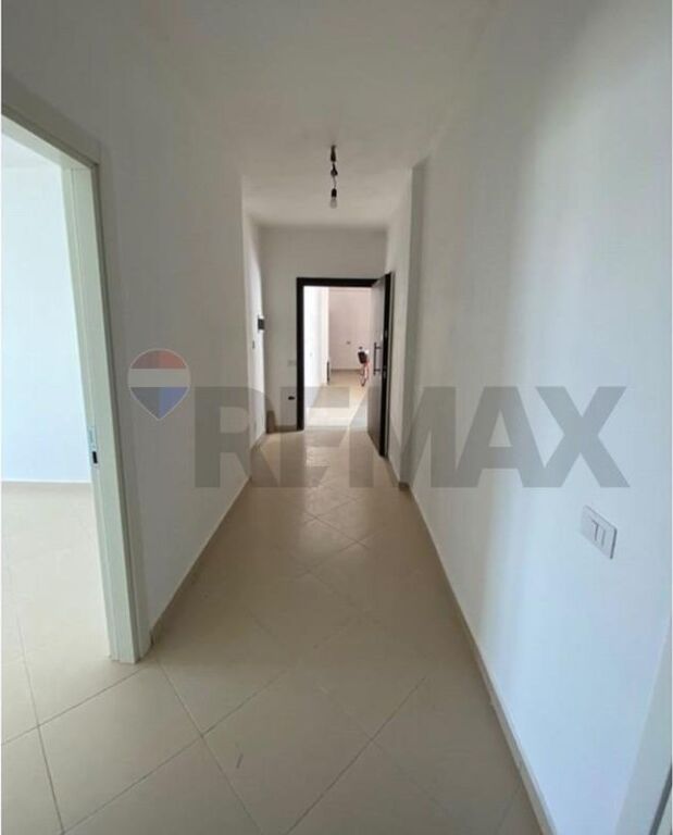 Shitet apartament 2+1 ne Fresk!