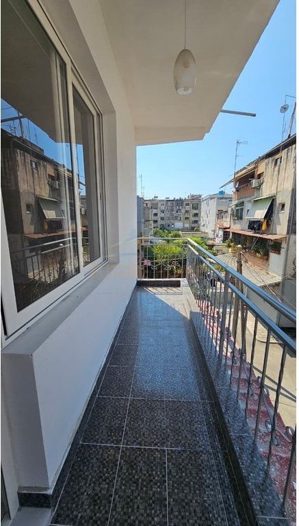 Shitet, Apartament 2+1, Spitali, Durrës 105,000 €    9,800,000 Lekë