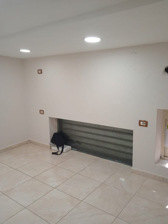 Rent | Ambjent Biznesi | Rruga e Durrësit | 450 €/month