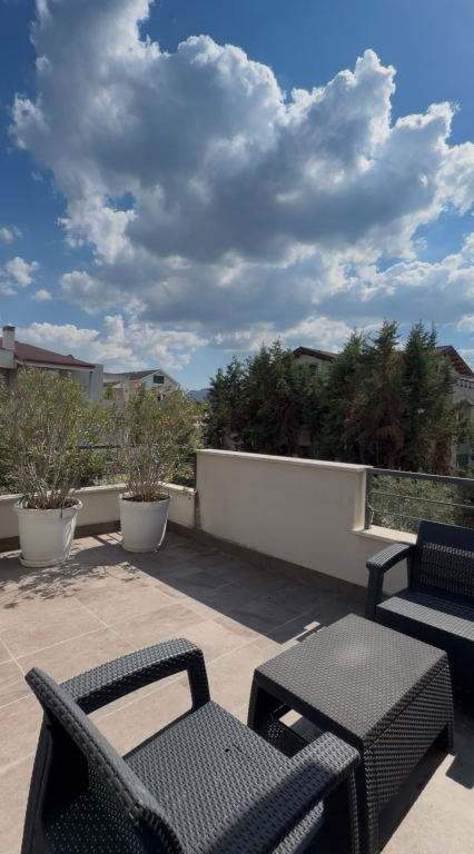 Villa di 4 piani in affitto a Sunrise Residence, Teg