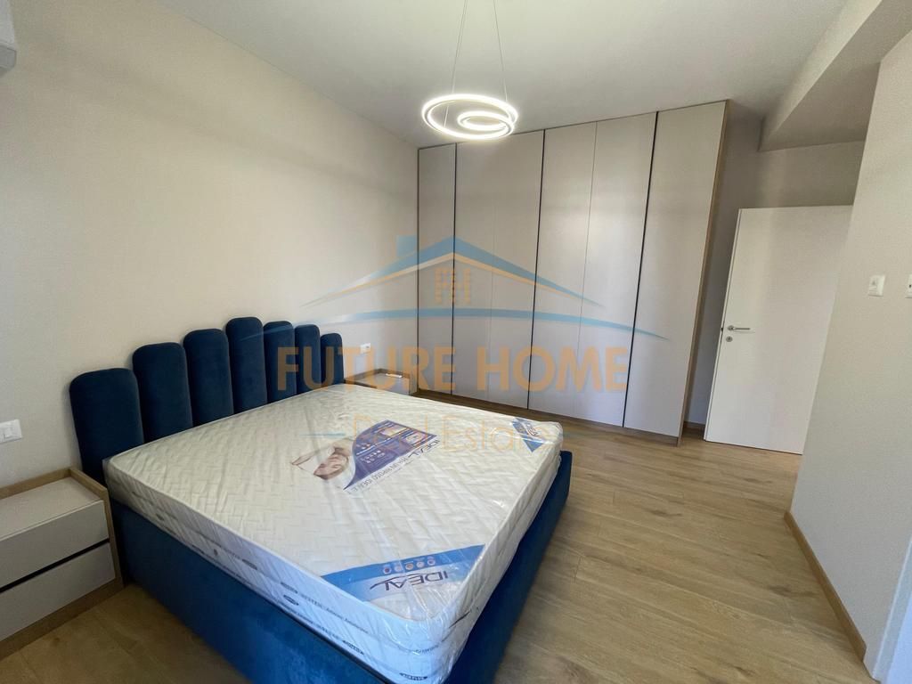 For sale, Penthouse 2+1+2+Veranda+2 Parking Spaces, Jeanne d'Arc Boulevard, Tirana