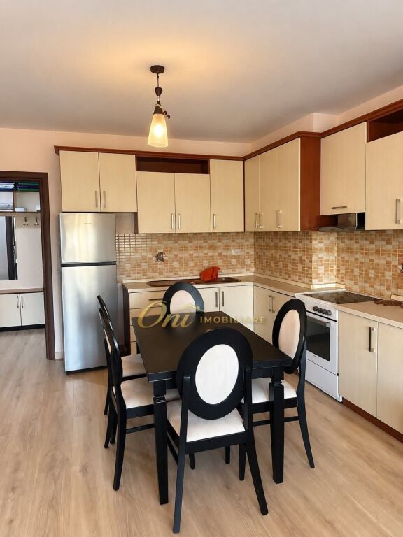ALI DEMI APARTAMENT PER QERA 1+1