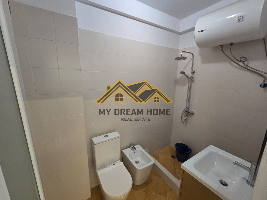 APARTAMENT 1+1 TEK SHKEMBI I KAVAJES, PER SHITJE!