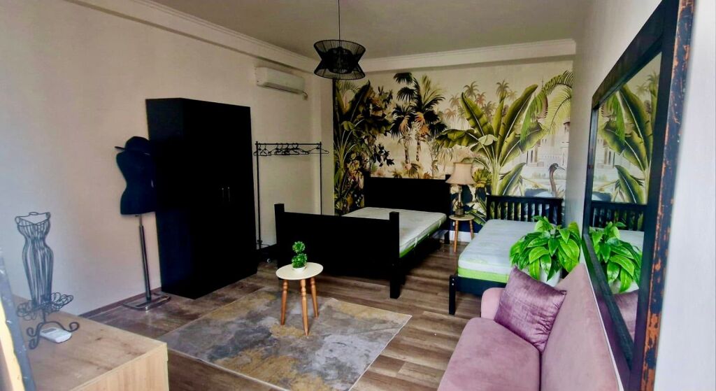 📣 QERA Apartament 1+1 (Duplex) 📍 Rruga e “Barrikadave” ✨