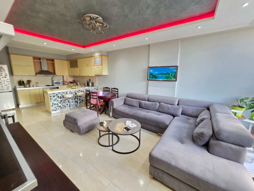 🏡 Apartament 2+1 me qera  📍 Astir, pranë Bohemit