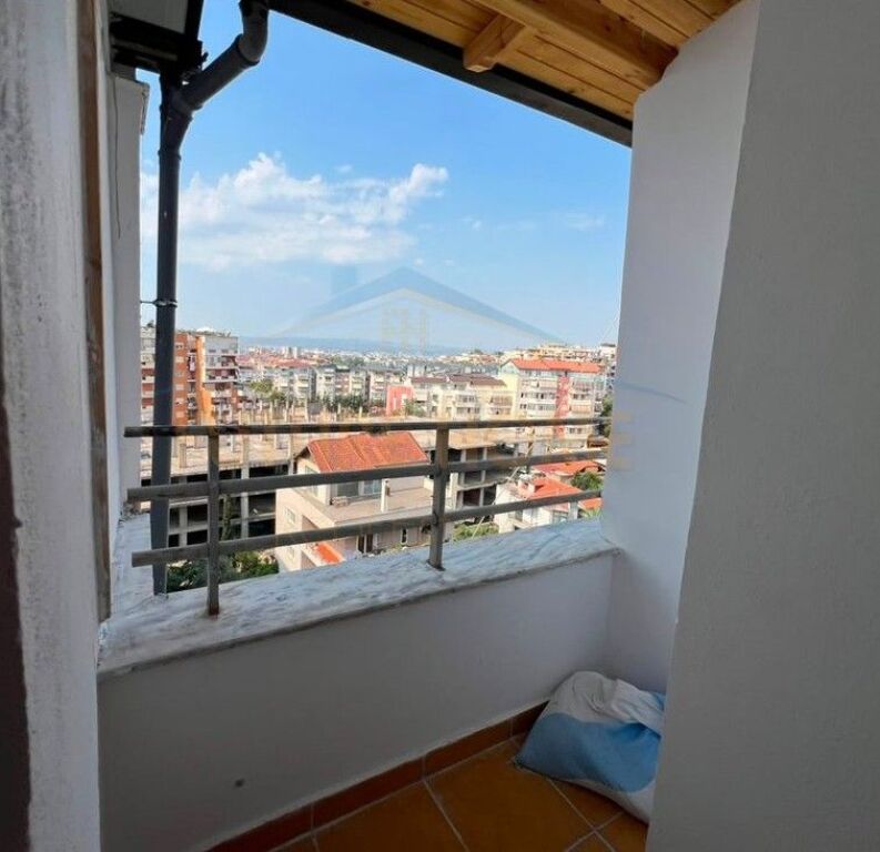 Shitet, Apartament 1+1, Rruga Thesarit, Fresk, Tirane