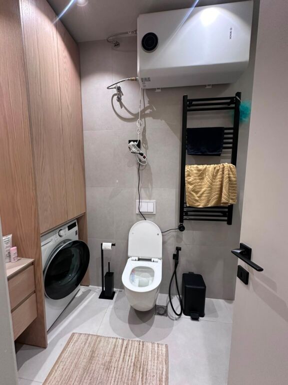 Jepet apartament 1+1 me qira tek Rezidenca Golden Tower , Rruga Mine Peza , Rruga e Durresit , Zogu i Zi .