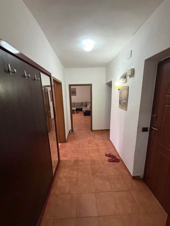APPARTAMENTO IN AFFITTO 3+1+2 (per 6-8 studenti) - DON BOSKO, TIRANA