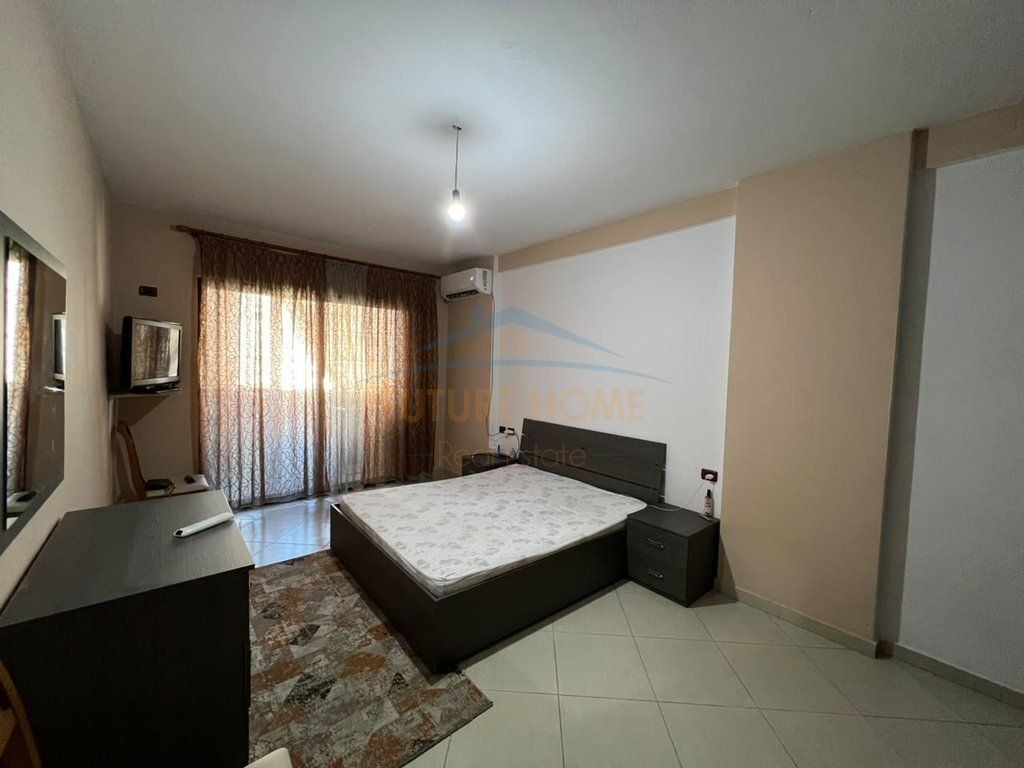 Shitet, Apartament 1+1 , Unaza e Re, Tirane .