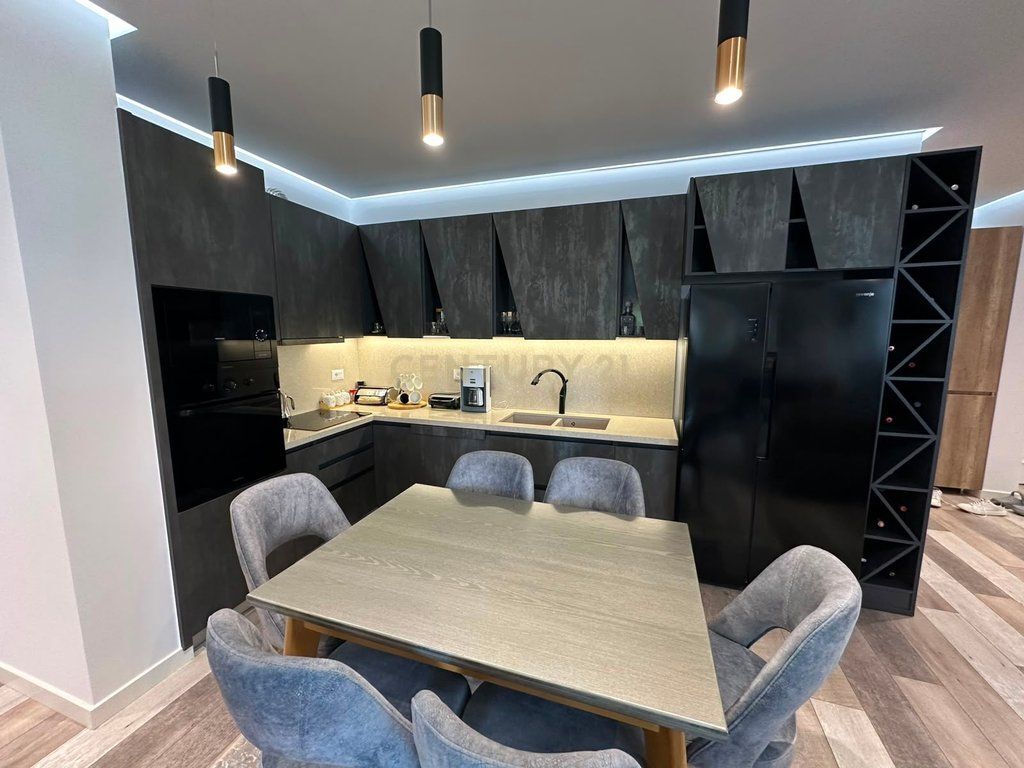 WE SELL APARTMENT WITH SEA VIEW 2+1 FURNISHED AT KAVAJA ROCK, DURRËS !