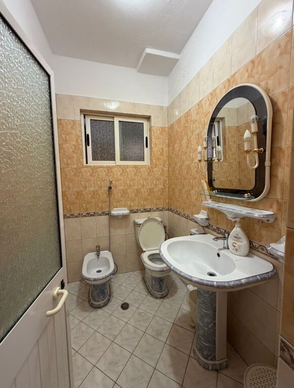Qera | Shtëpi private 3 + 1 | Sauk | 600 €/muaj
