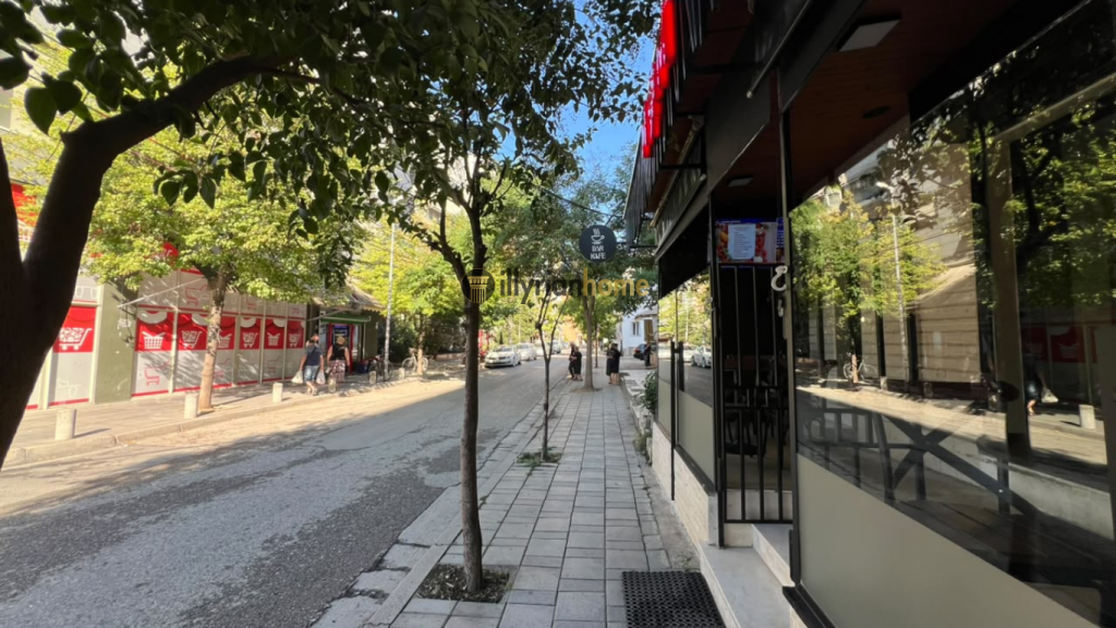 For rent a premises with an area of 50 m², located on floor 0, next to “Idriz Dollaku” street, in the Ali Demi area, Tirana.
