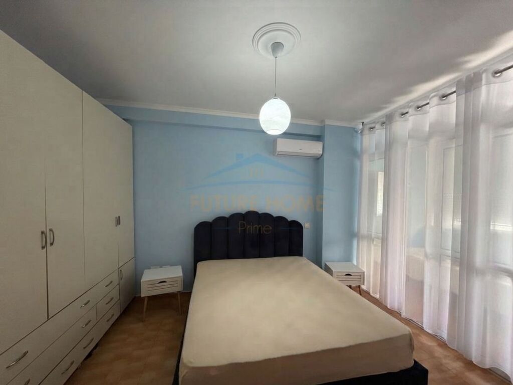 Qera , Apartament 2+1 , Rruga e Barrikadave , Tirane