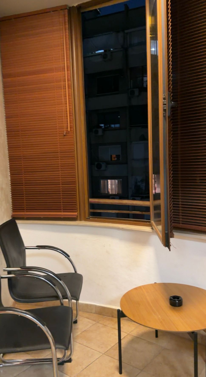 Jepet me qera apartament 2+1, te Rruga e Elbasanit