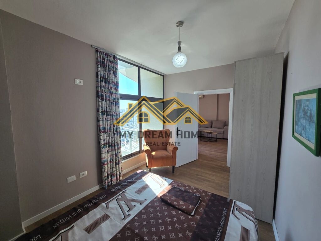 SHITET APARTAMENT TEK SHKEMBI KAVAJES DURRES!
