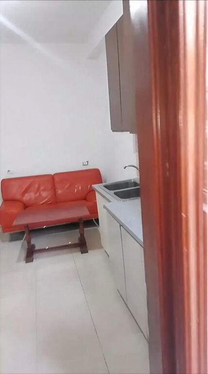 Qera | Garsoniere | Rruga Ramë Sadria | 220 €/muaj
