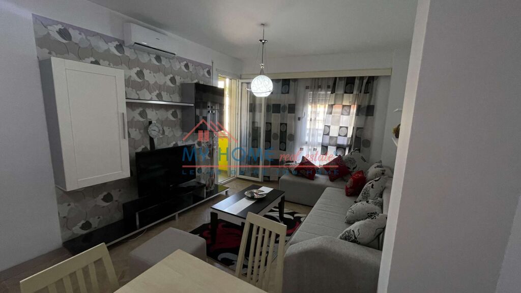 Apartament 1+1 me qera Qender ne Tirane