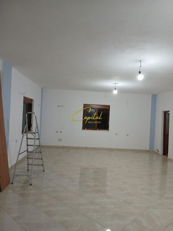 WAREHOUSE FOR RENT 90 M2 BAMIT CEMETERY 350 EURO