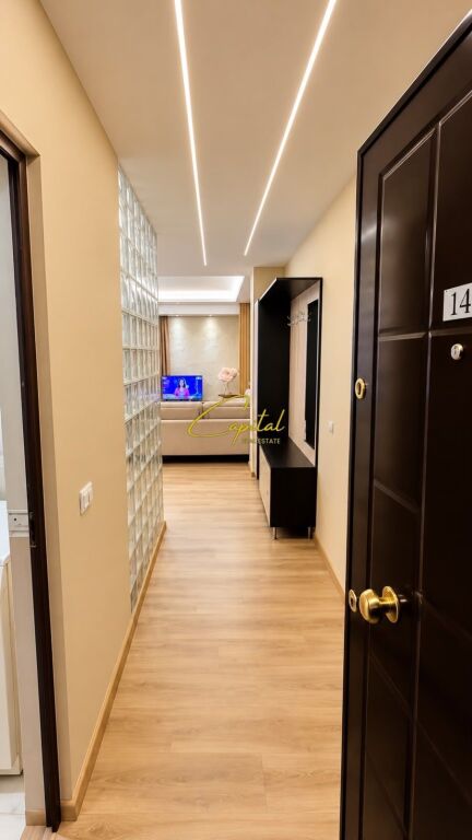GARSONIERE ME QIRA 50 M2 ISH TREGU ELEKTRIK 45.000 LEKE