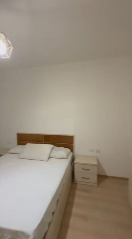 JEPET ME QIRA | APARTAMENT 1+1 + PARKIM – GREEN CITY 📍