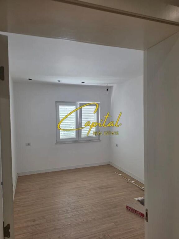 APARTMENT FOR RENT 2+1 KAVAJES STREET 70,000 LEKE