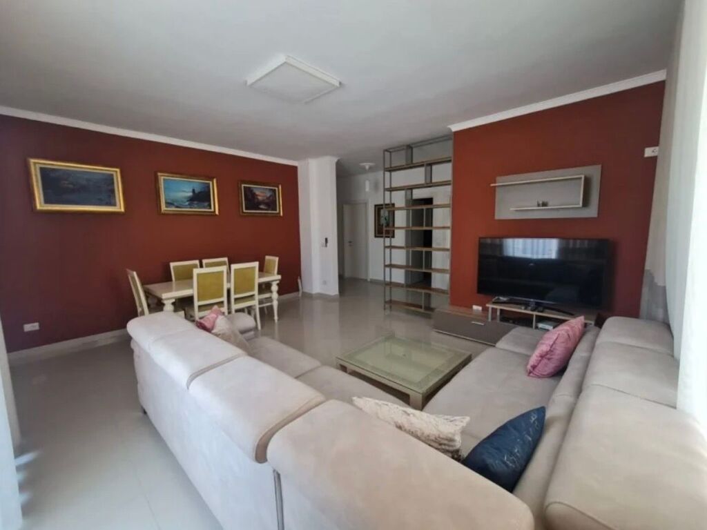 Apartament me qera 2+1+2 Kopshti Botanik
