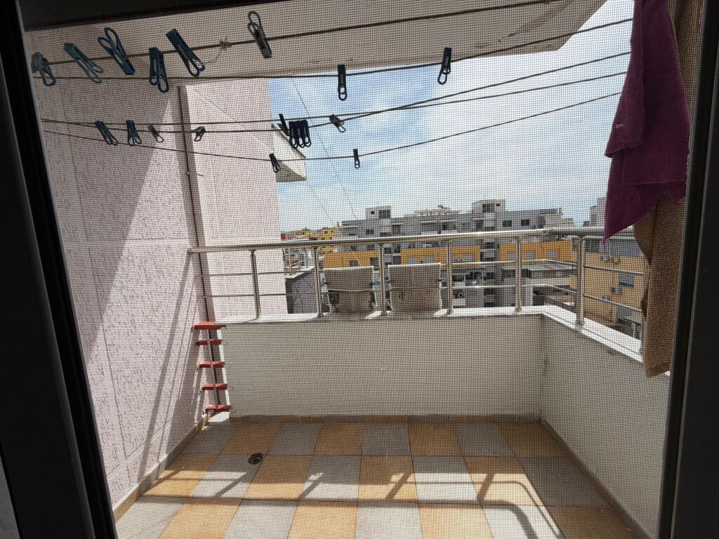 For rent 1+1 long term beach