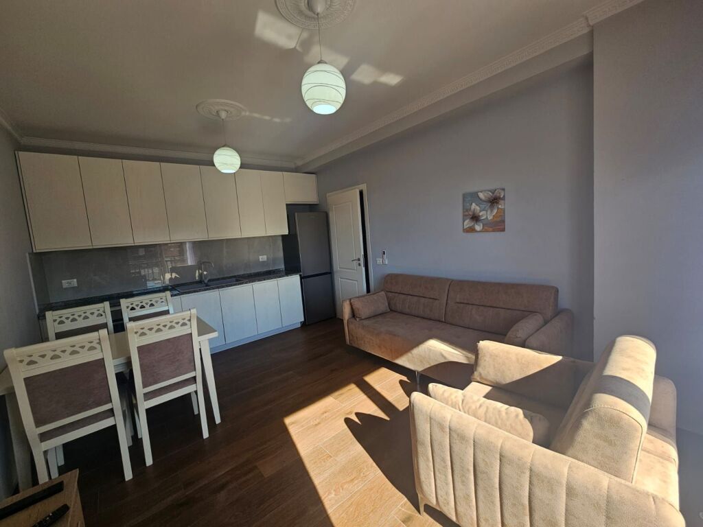 Apartament 1+1 per qira ne Astir!