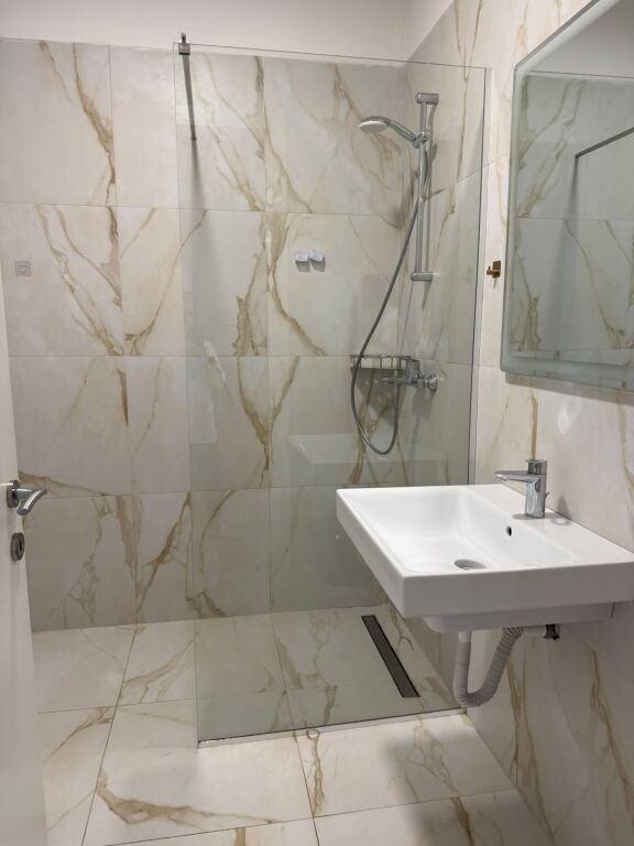 Apartament 1+1+ Parkim ne Delijorgj